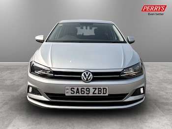 Used Volkswagen Polo 2019 for sale - 77980523: Photo