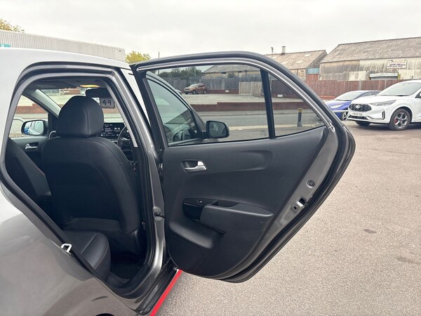 Used Kia Picanto 2024 for sale - 76243637: Photo 37
