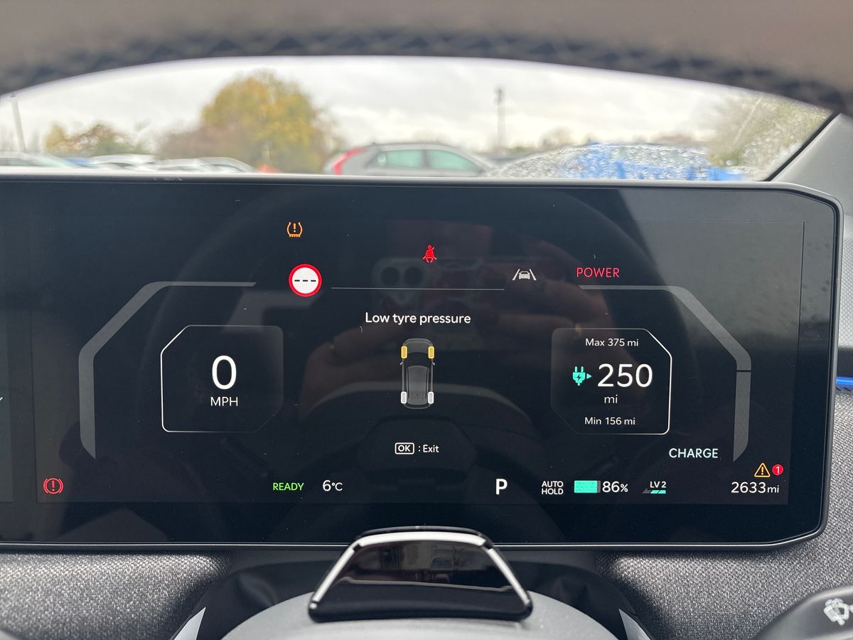 Used Kia EV3 2025 for sale - 76792495: Photo 14