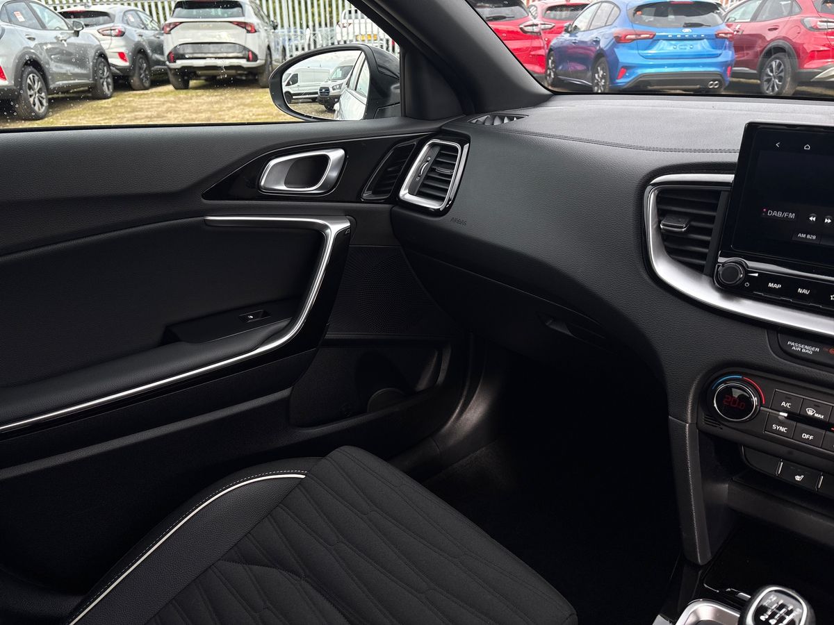 Used Kia Ceed 2025 for sale - 76311063: Photo 25