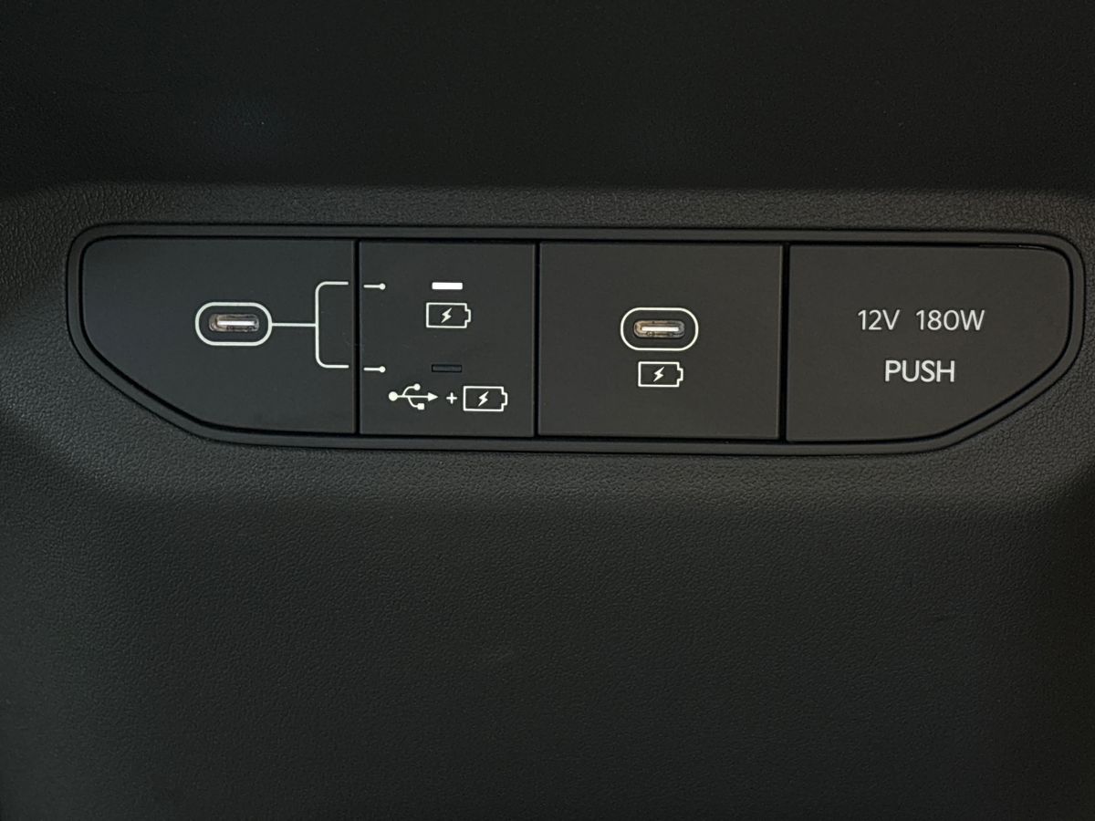Used Kia EV3 2025 for sale - 76142308: Photo 35