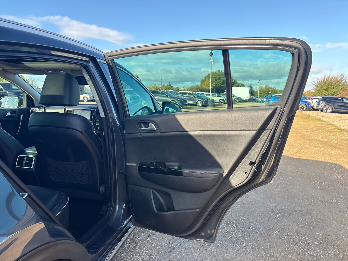 Used Kia Sportage 2021 for sale - 76341179: Photo 30