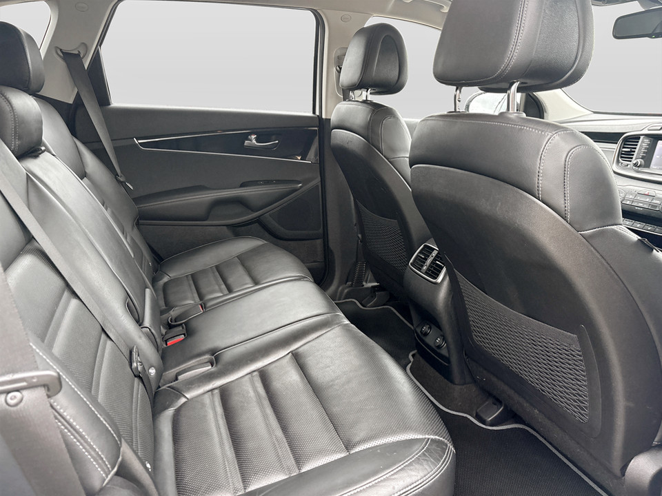 Used Kia Sorento 2017 for sale - 78026517: Photo 12