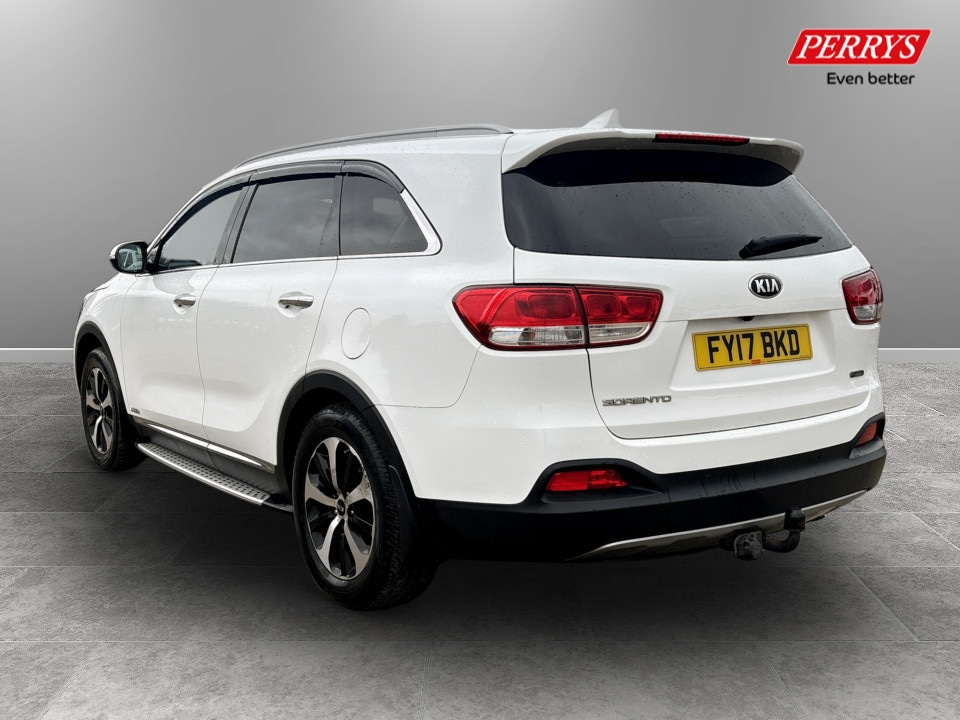 Used Kia Sorento 2017 for sale - 78026517: Photo 2