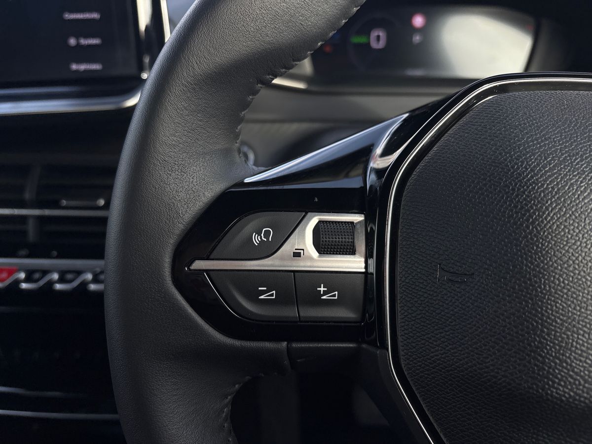 Used Peugeot 2008 2024 for sale - 77475224: Photo 16