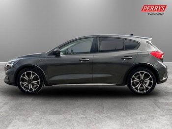 Used Ford Focus 2021 for sale - 79082835: Photo
