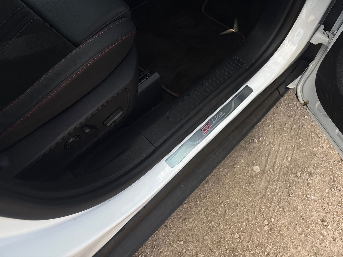 Used Ford Kuga 2025 for sale - 77555523: Photo 34