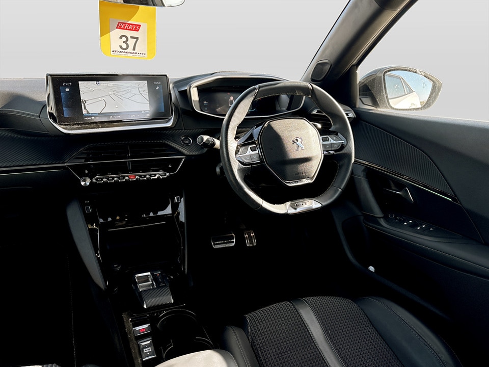 Used Peugeot 2008 2023 for sale - 77980422: Photo 17