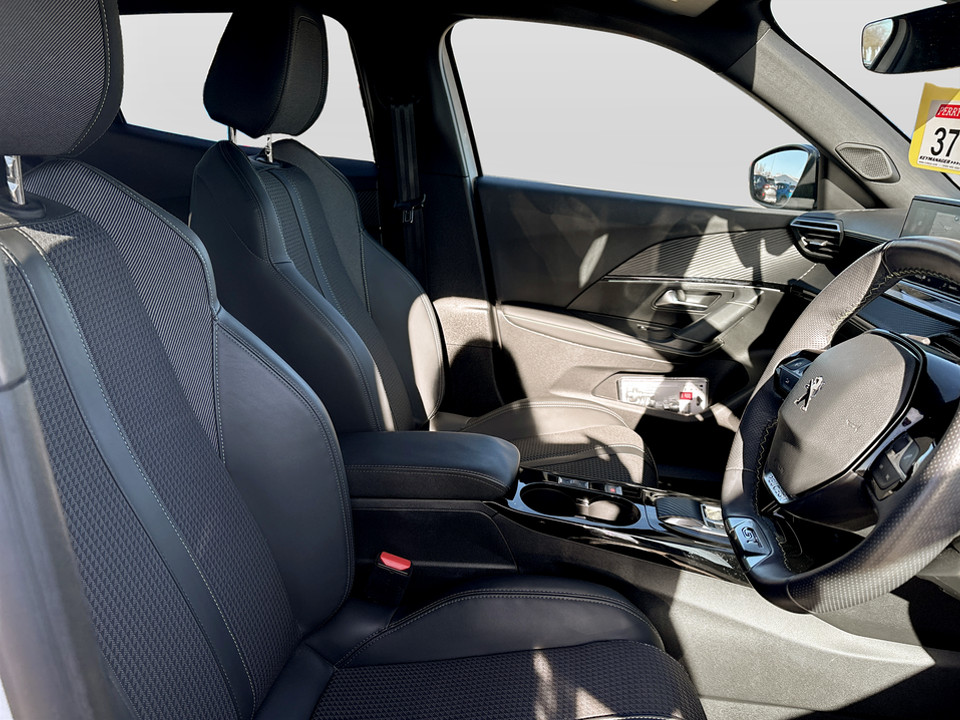 Used Peugeot 2008 2023 for sale - 77980422: Photo 24