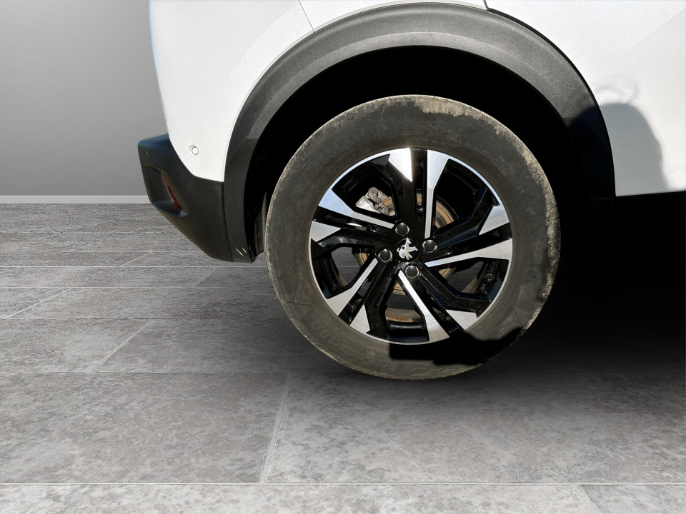 Used Peugeot 2008 2023 for sale - 77980422: Photo 9