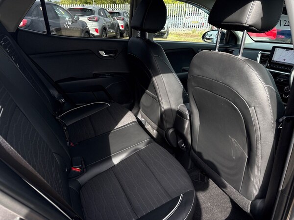 Used Kia Stonic 2024 for sale - 76142269: Photo 40