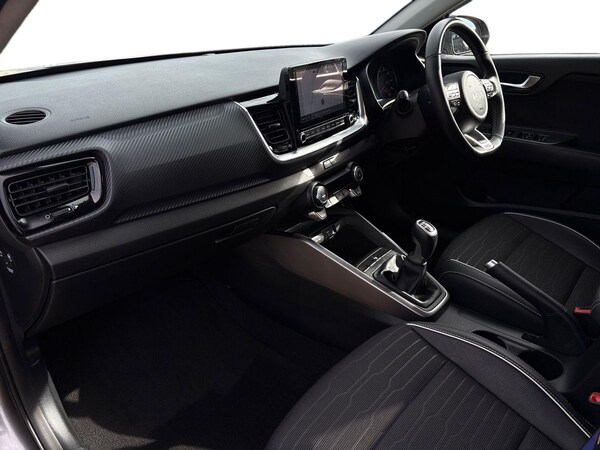 Used Kia Stonic 2024 for sale - 76142269: Photo 7
