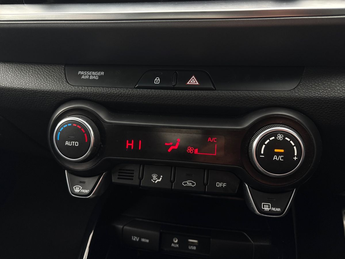 Used Kia Stonic 2019 for sale - 76272516: Photo 12