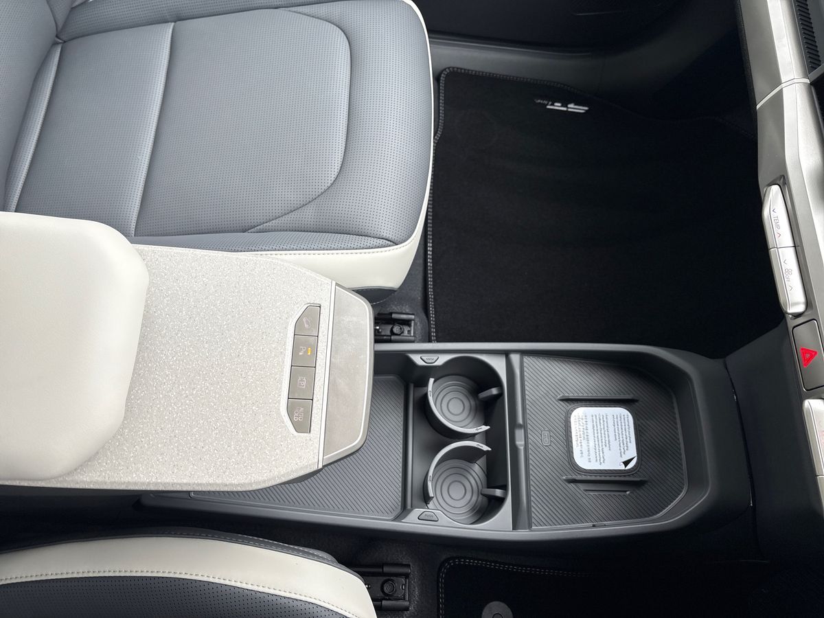 Used Kia EV3 2025 for sale - 76878355: Photo 34