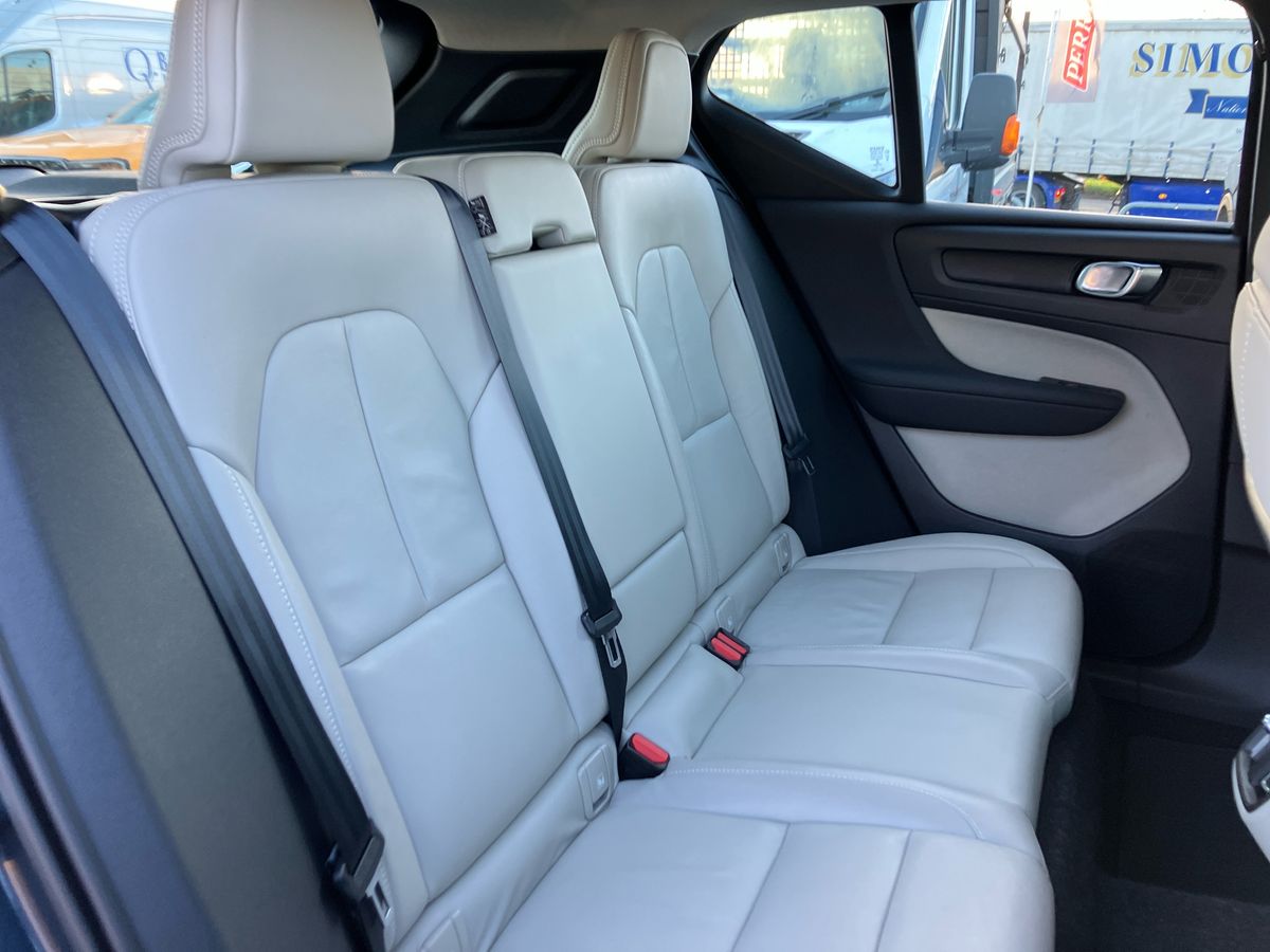 Used Volvo XC40 2021 for sale - 77517024: Photo 54
