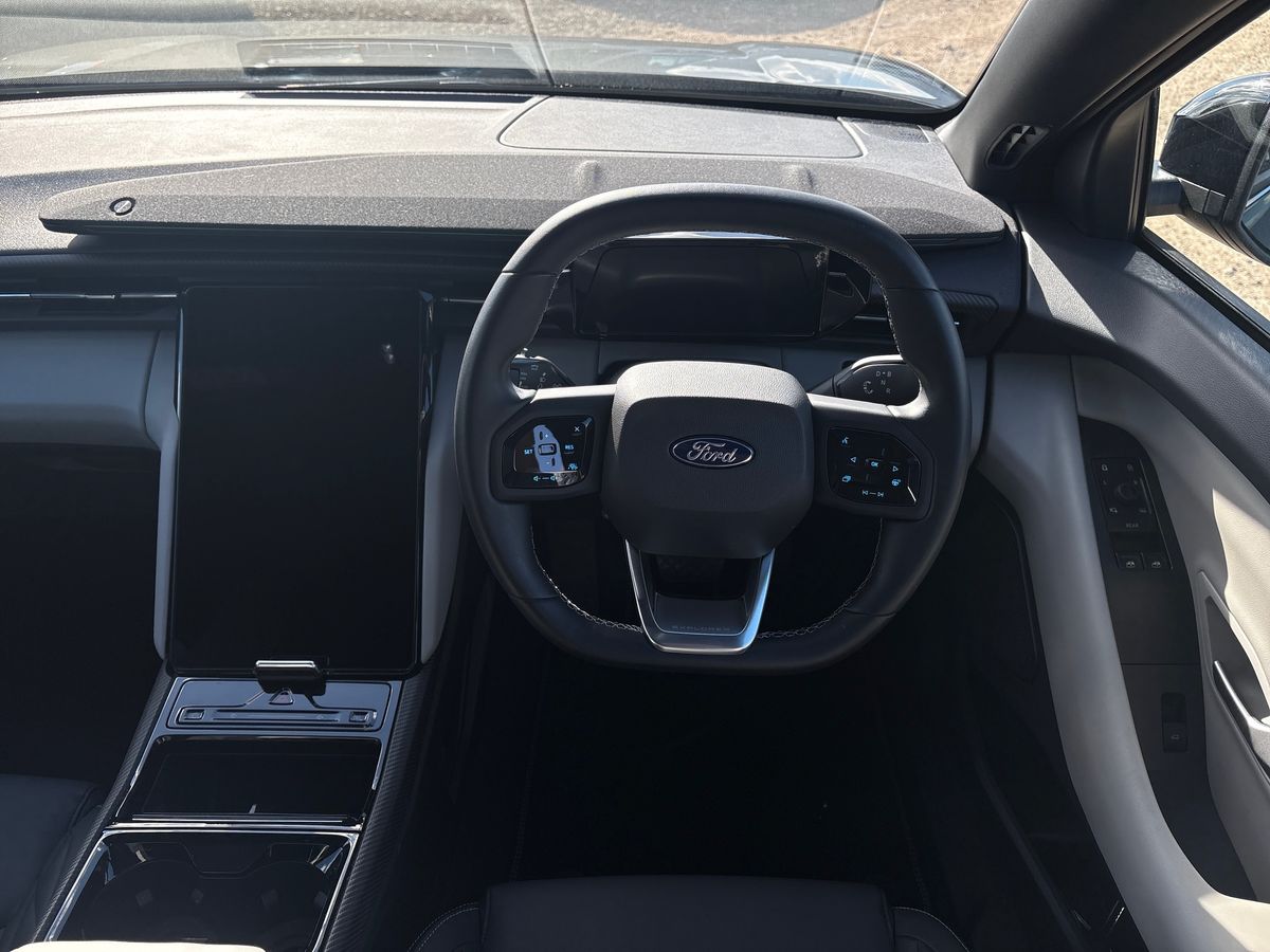 Used Ford Explorer 2025 for sale - 77555515: Photo 15