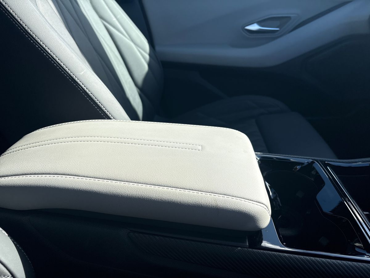 Used Ford Explorer 2025 for sale - 77555515: Photo 28