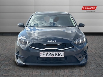 Used Kia Ceed 2025 for sale - 76142302: Photo