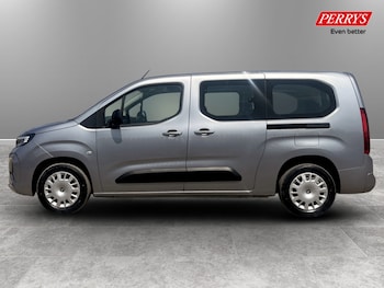 Used Vauxhall Combo Life 2025 for sale - 79205002: Photo