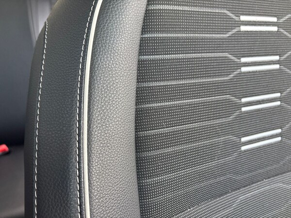 Used Kia Stonic 2025 for sale - 75510923: Photo 33