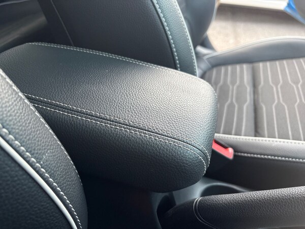 Used Kia Stonic 2025 for sale - 75510923: Photo 36