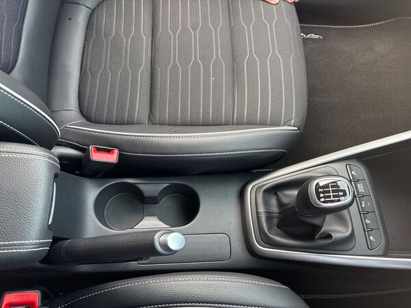 Used Kia Stonic 2025 for sale - 75510923: Photo 38