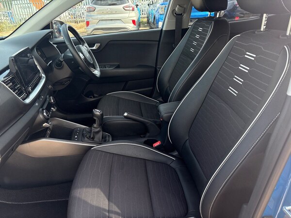 Used Kia Stonic 2025 for sale - 75510923: Photo 42