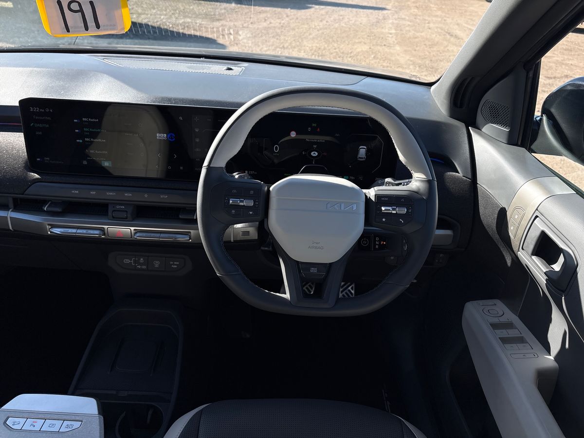 Used Kia EV3 2025 for sale - 76142309: Photo 17