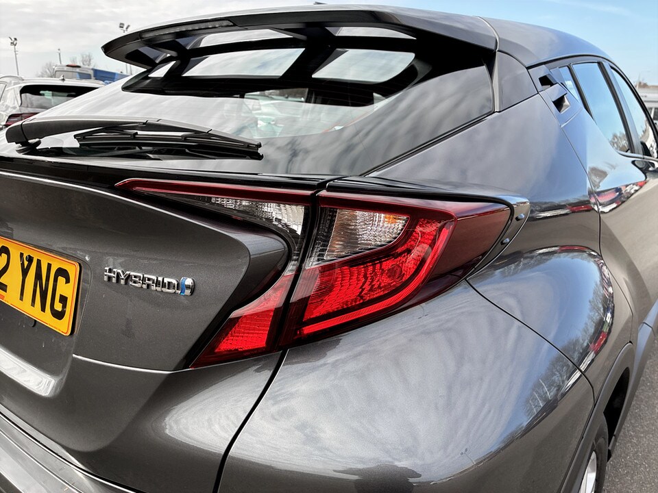 Used Toyota C-HR 2023 for sale - 77743629: Photo 10