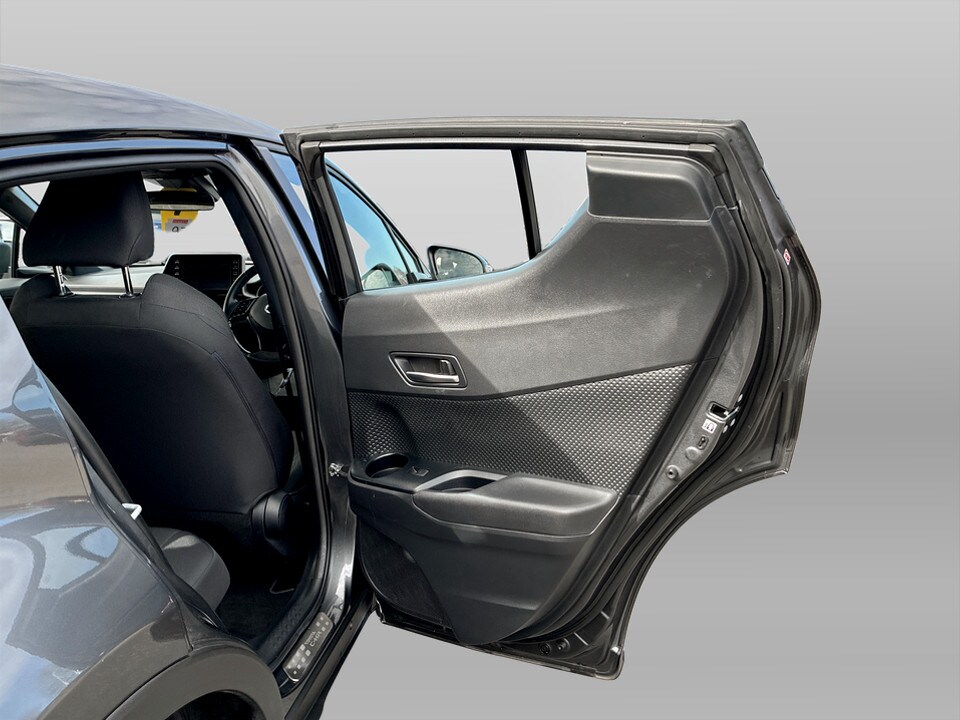 Used Toyota C-HR 2023 for sale - 77743629: Photo 13