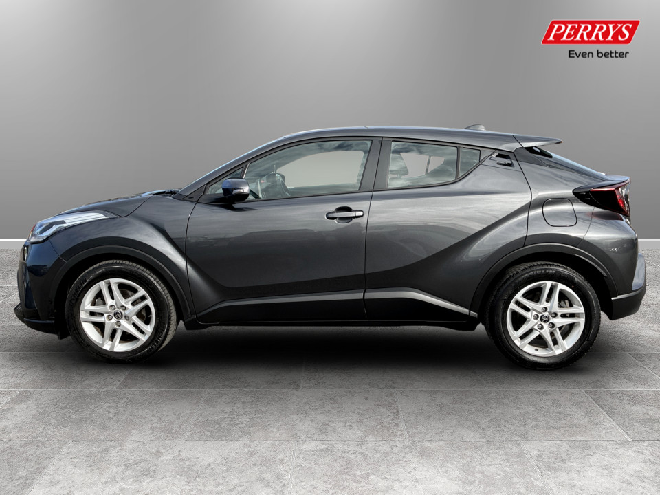 Used Toyota C-HR 2023 for sale - 77743629: Photo 4