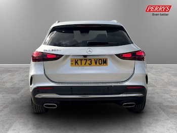 Used Mercedes-Benz GLA 2023 for sale - 78532339: Photo