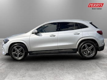 Used Mercedes-Benz GLA 2023 for sale - 78532339: Photo