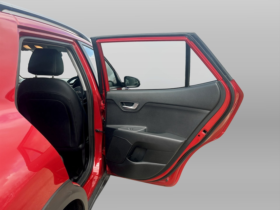 Used Kia Stonic 2021 for sale - 78060822: Photo 13