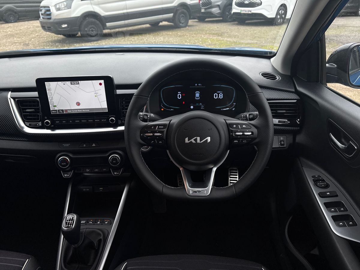 Used Kia Stonic 2025 for sale - 76230649: Photo 15