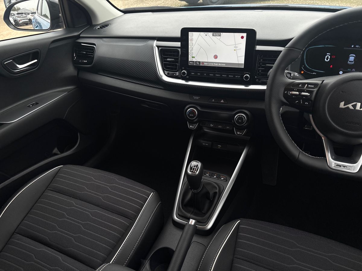 Used Kia Stonic 2025 for sale - 76230649: Photo 17