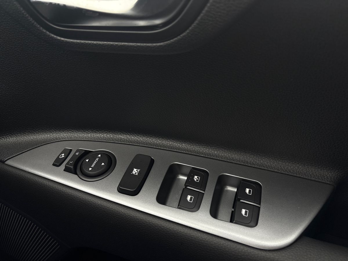 Used Kia Stonic 2025 for sale - 76230649: Photo 18