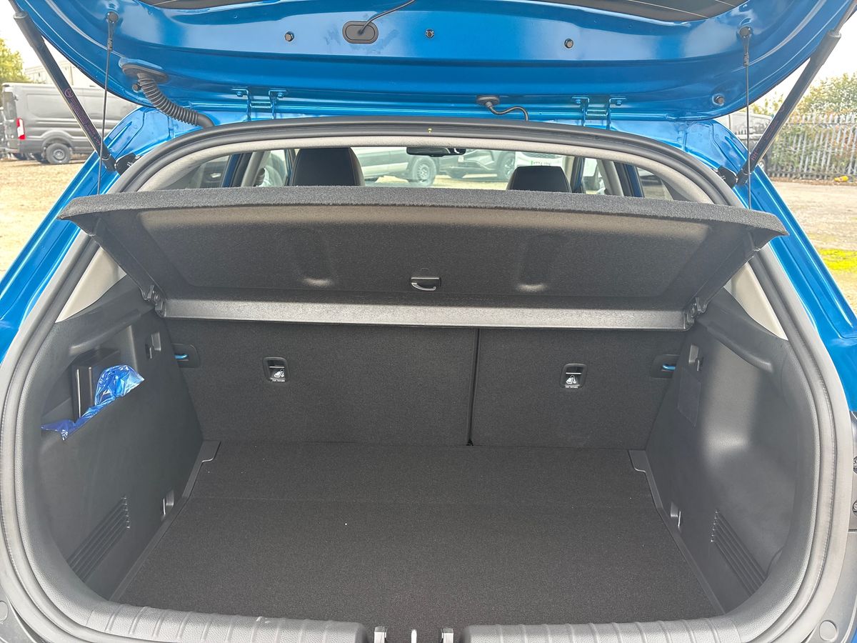 Used Kia Stonic 2025 for sale - 76230649: Photo 20