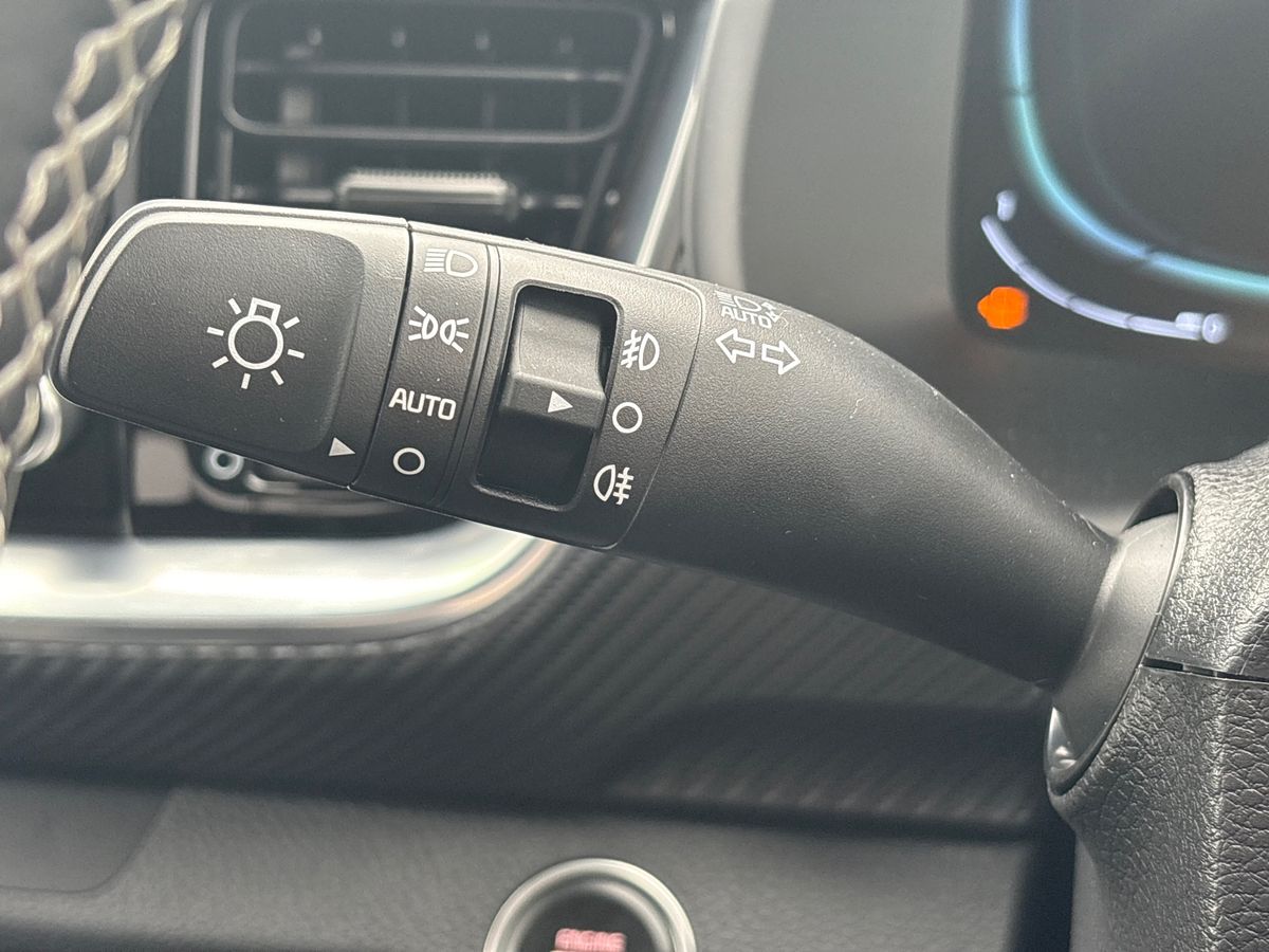 Used Kia Stonic 2025 for sale - 76230649: Photo 23