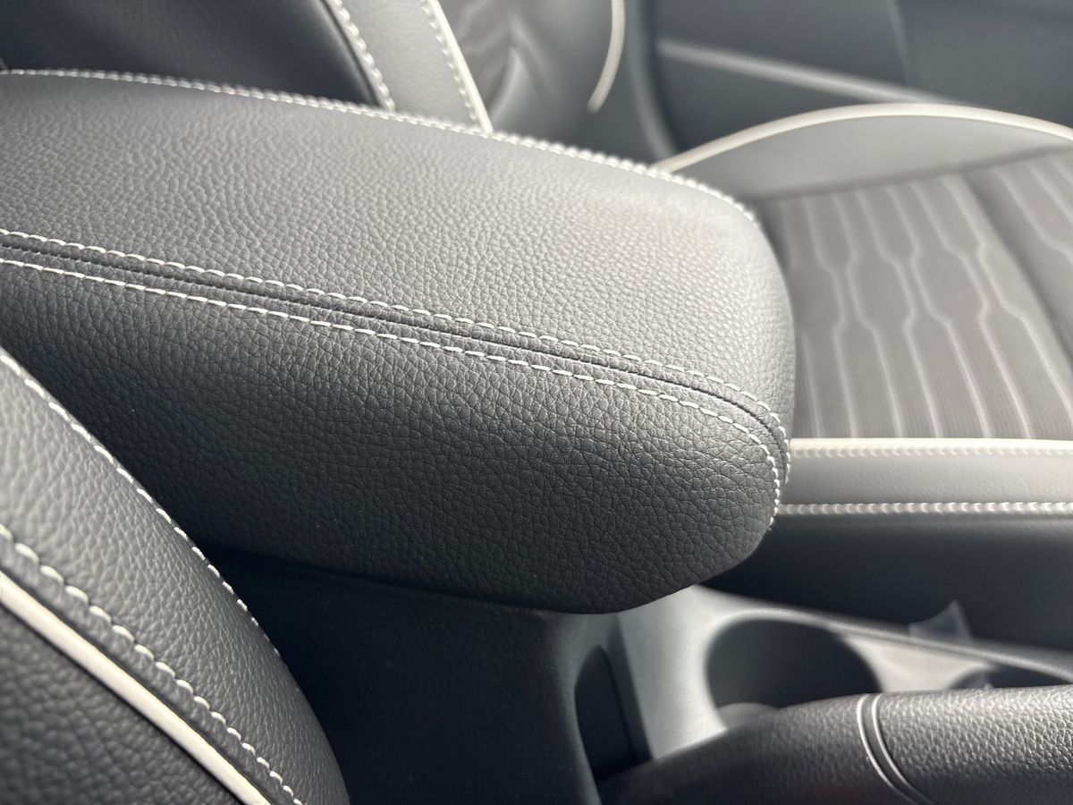 Used Kia Stonic 2025 for sale - 76230649: Photo 31