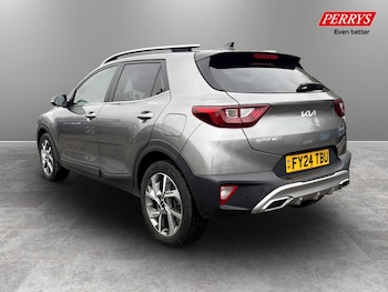 Used Kia Stonic 2024 for sale - 78011999: Photo