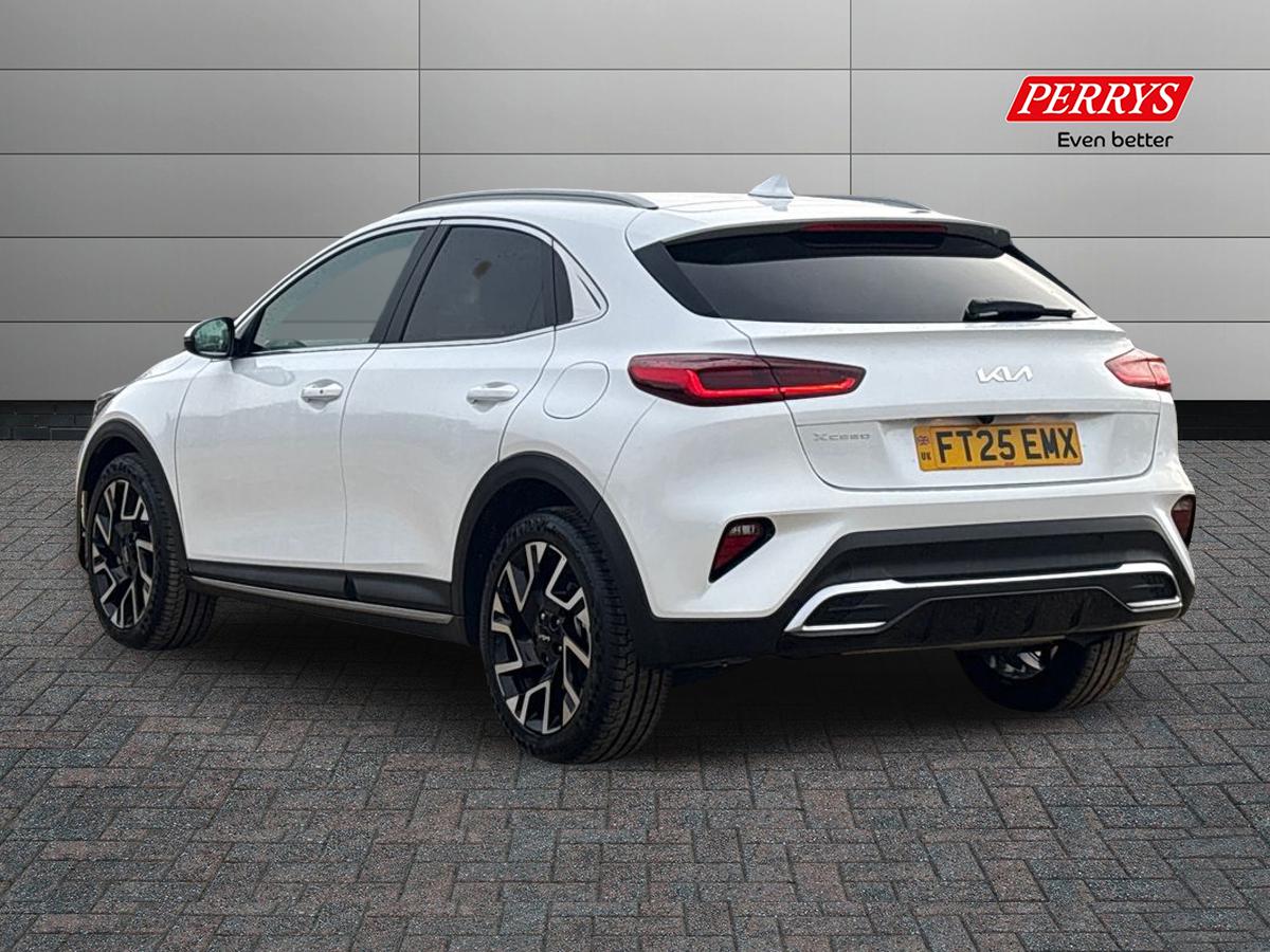 Used Kia XCeed 2025 for sale - 77113597: Photo 2