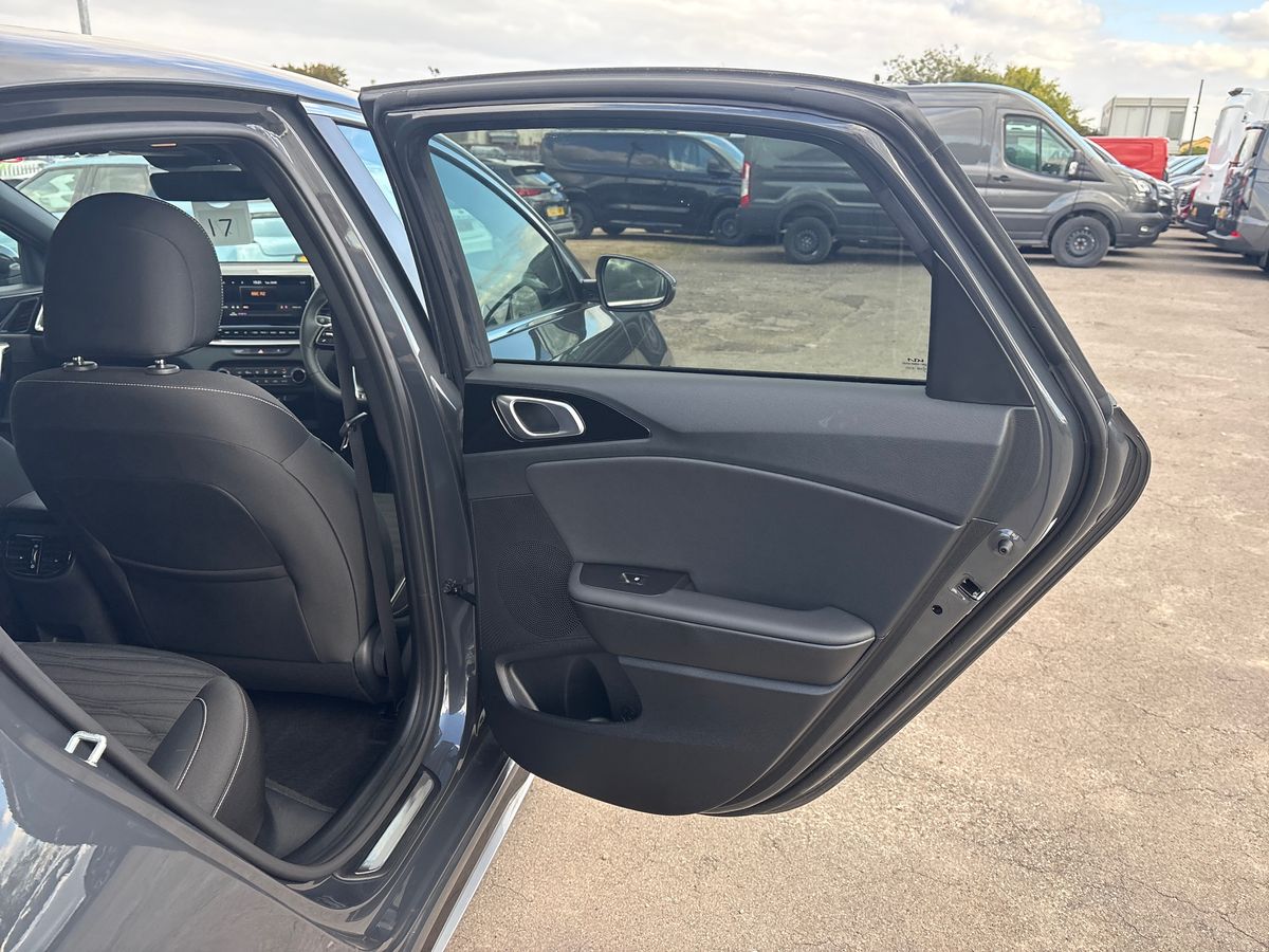 Used Kia Ceed 2025 for sale - 76142296: Photo 37