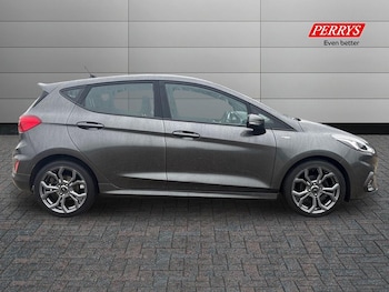 Used Ford Fiesta 2019 for sale - 77234190: Photo