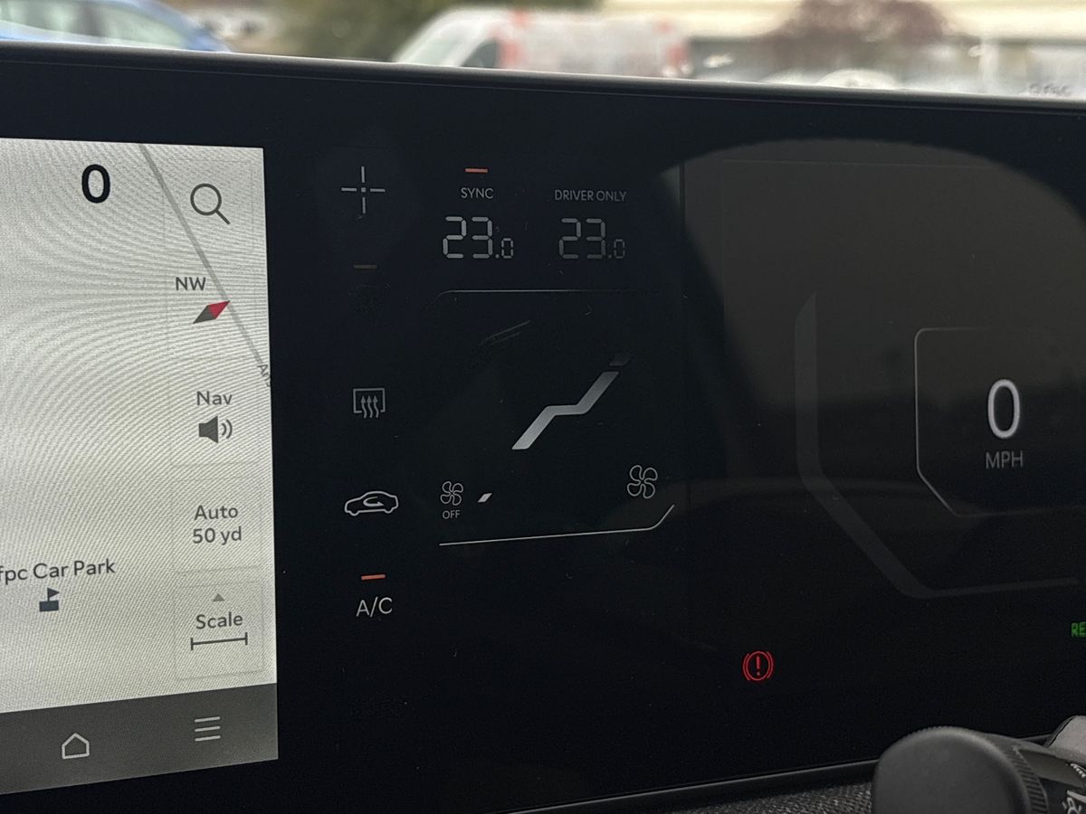 Used Kia EV3 2025 for sale - 76792499: Photo 12