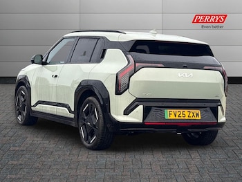 Used Kia EV3 2025 for sale - 76792499: Photo