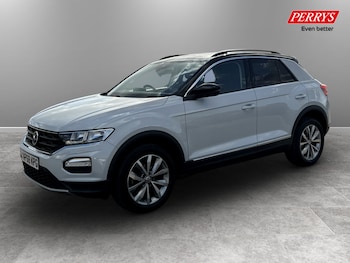 Used Volkswagen T-Roc 2018 for sale - 78105260: Photo