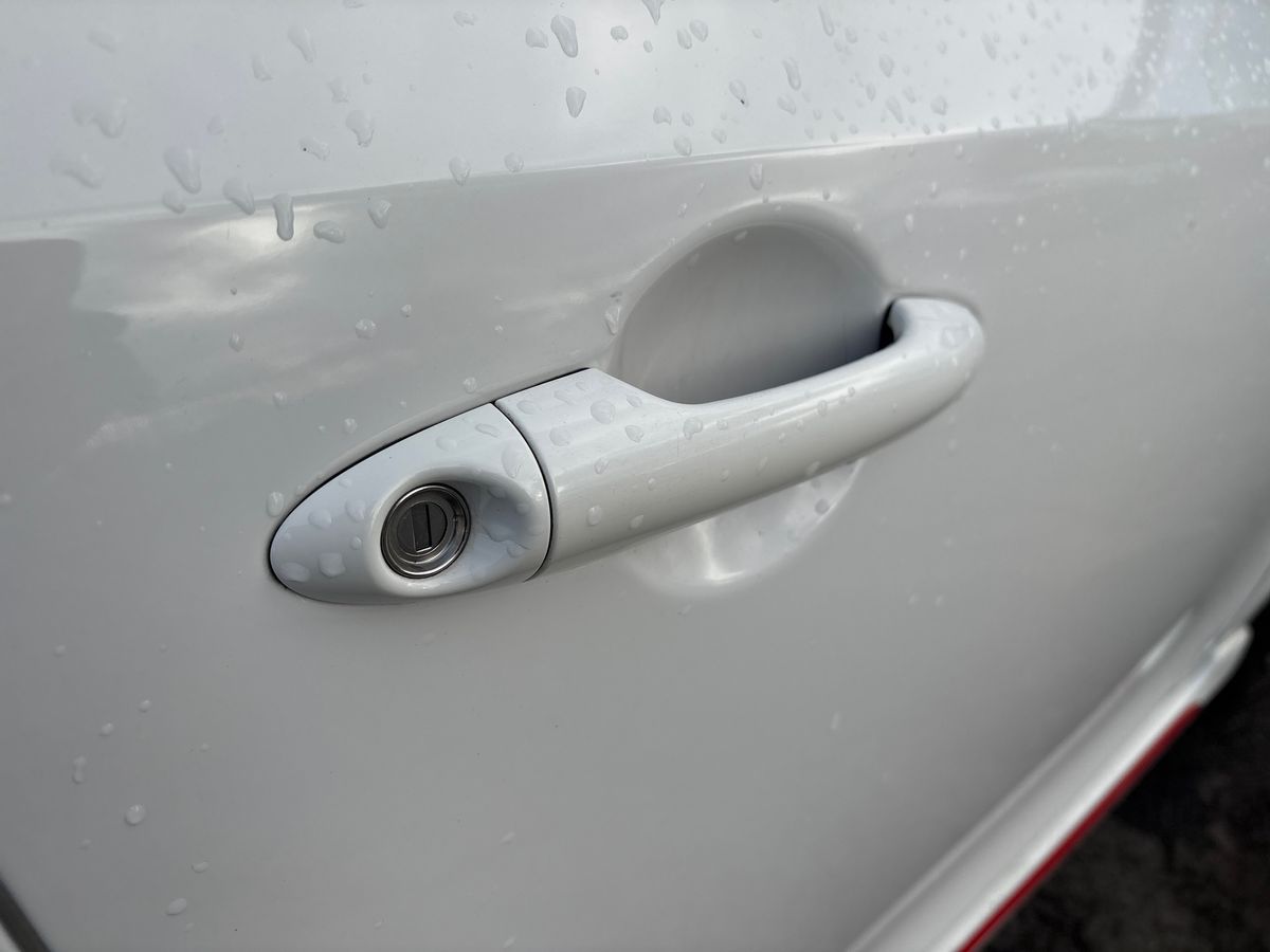 Used Kia Picanto 2021 for sale - 76611993: Photo 32