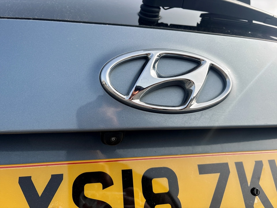 Used Hyundai Santa Fe 2018 for sale - 77980320: Photo 18