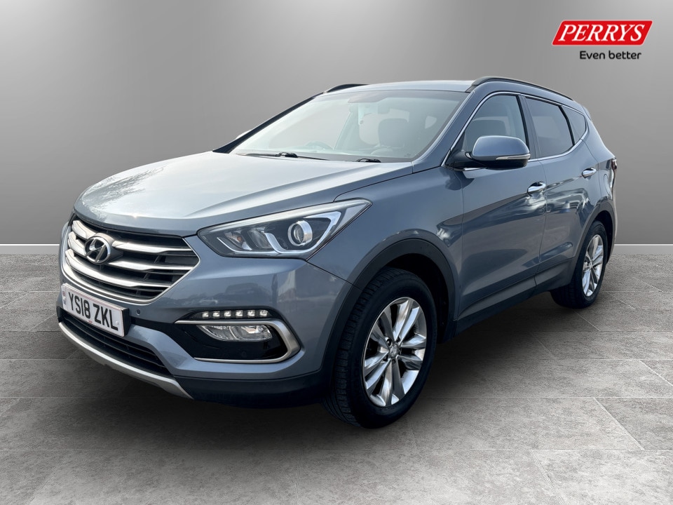 Used Hyundai Santa Fe 2018 for sale - 77980320: Photo 2